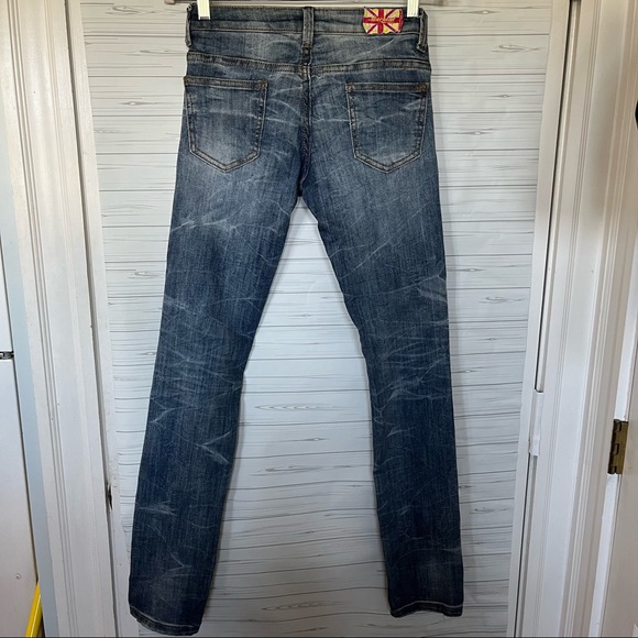 Distressed Machine Jeans - Picture 6 of 9